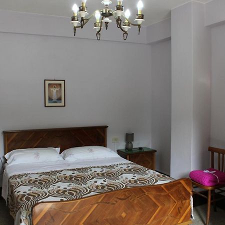Casa Vacanze Da Mari Poggio  Exteriör bild