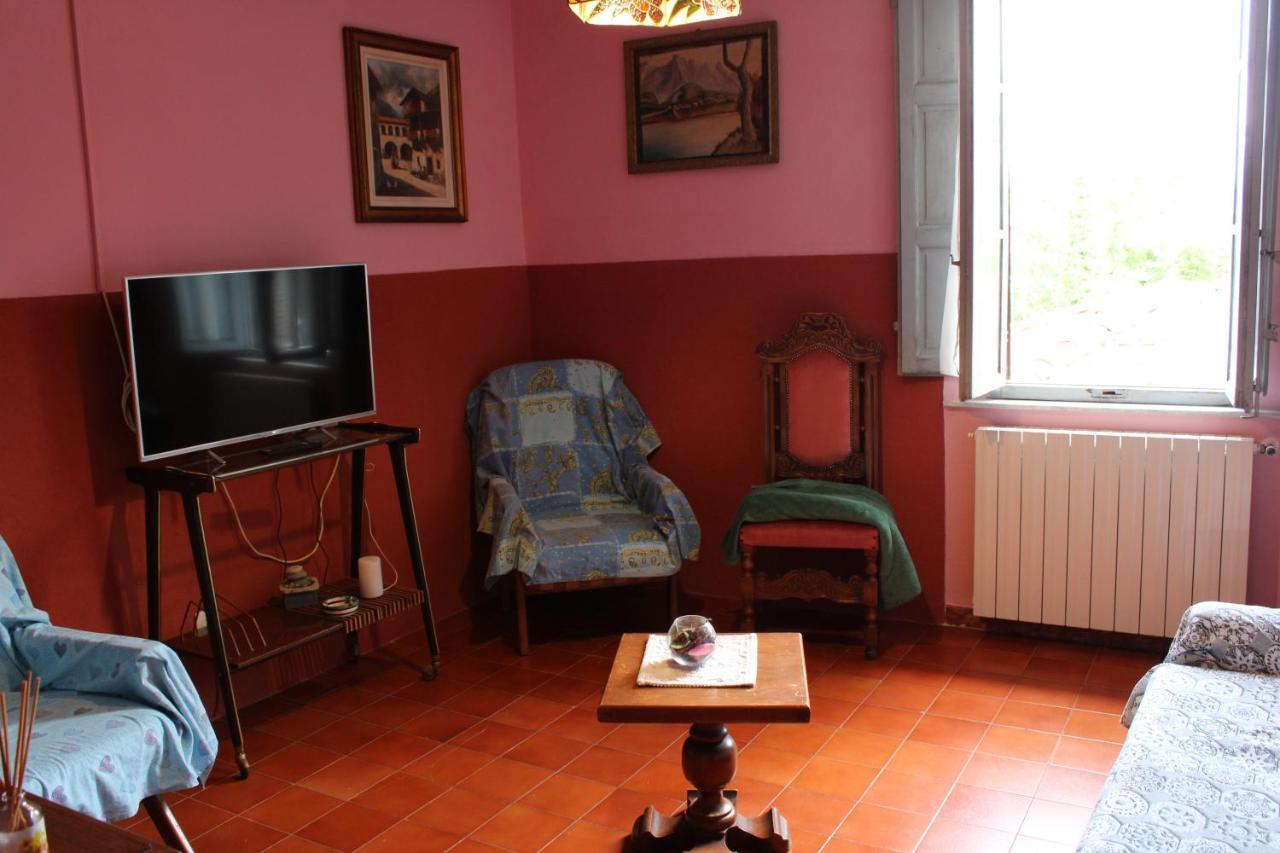 Casa Vacanze Da Mari Poggio  Exteriör bild